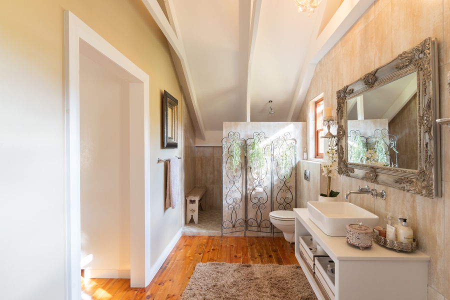 5 Bedroom Property for Sale in Northcliff Western Cape